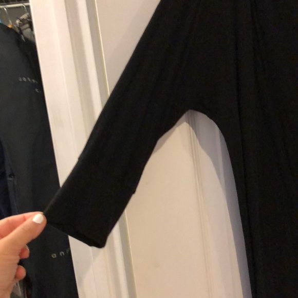 Black dress - Picture 2 of 2